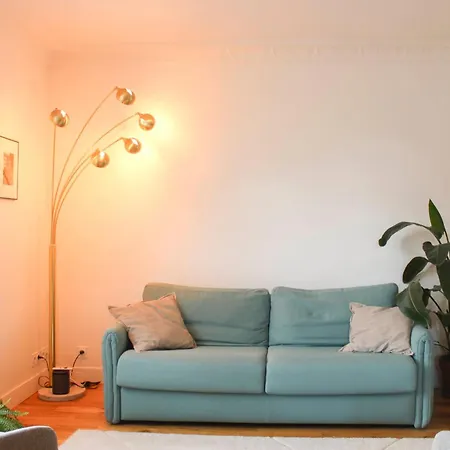 Апартаменты Spacious Duplex Near Bastille *