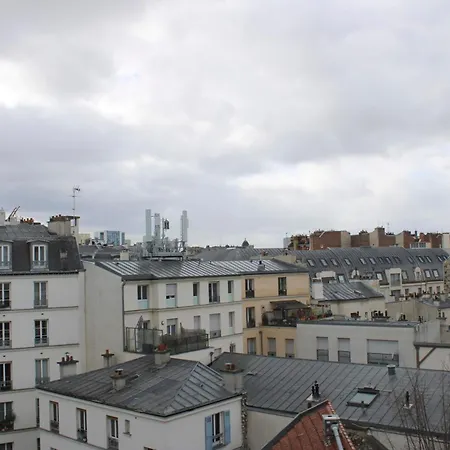 Апартаменты Spacious Duplex Near Bastille *